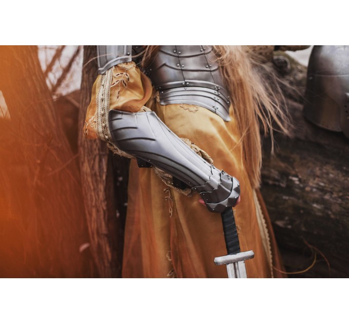 Steel Armor Set Queen of the Lake/Bracers/Pauldrons/Gorget/Corset/Leg Greaves custom made
